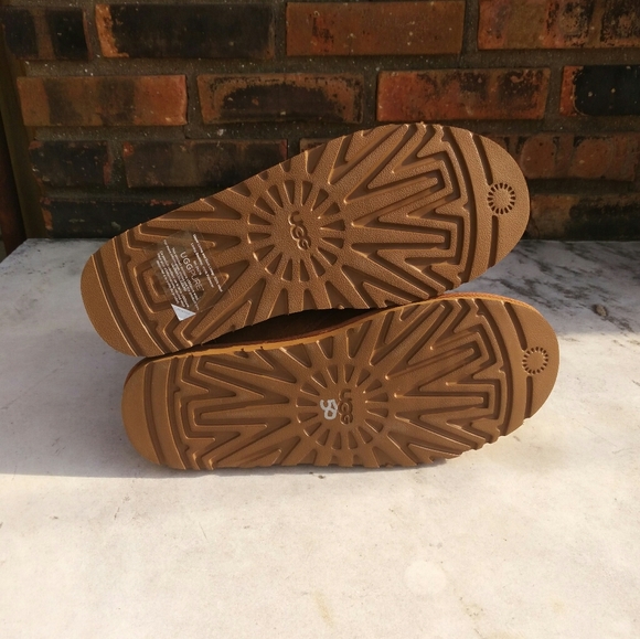 Men's UGG Harkley Brown Boots New - Picture 8 of 11